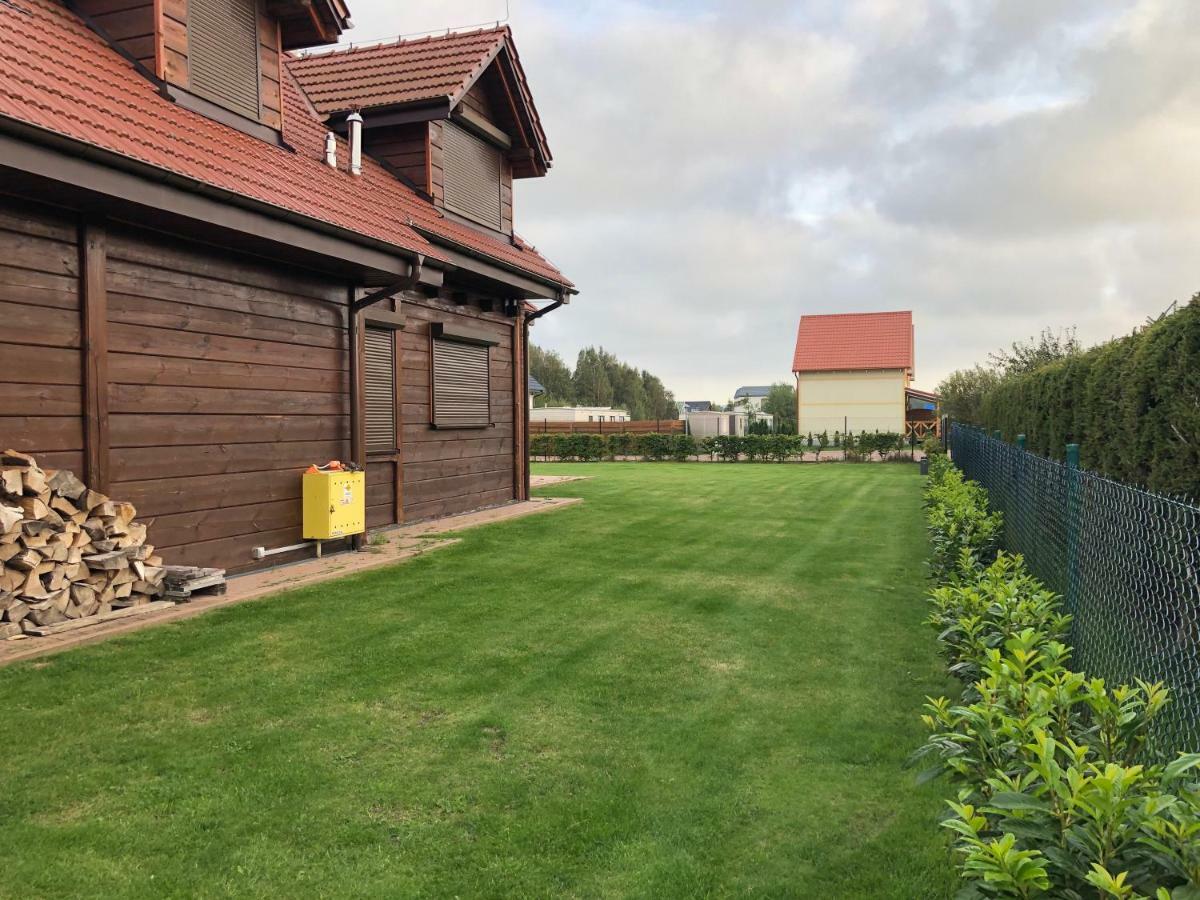 Dom Wakacyjny Z Basenem Dębki Exterior foto